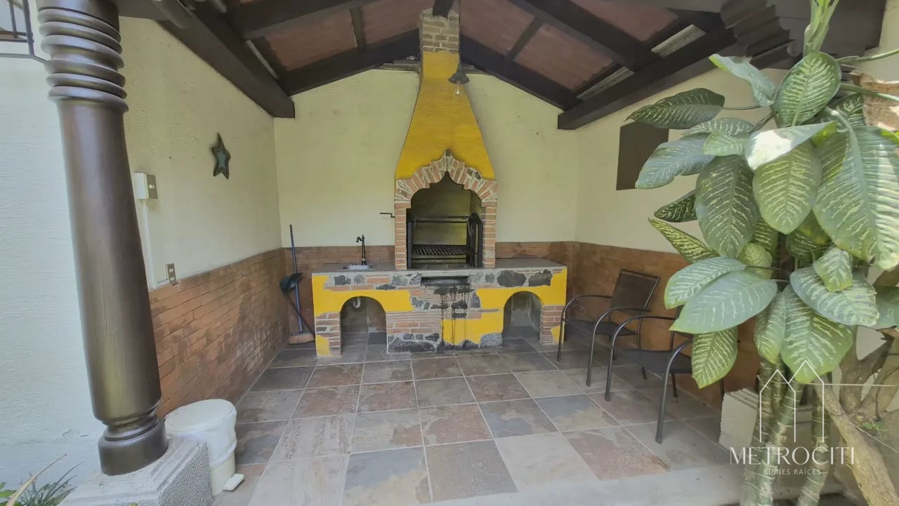 Se renta amplia casa estilo colonial en Antigua Guatemala — Casa en Alquiler en Dentro del Casco, Antigua, Sacatepéquez — foto 4 de 17