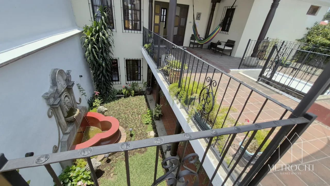Se renta amplia casa estilo colonial en Antigua Guatemala — Casa en Alquiler en Dentro del Casco, Antigua, Sacatepéquez — foto 12 de 17
