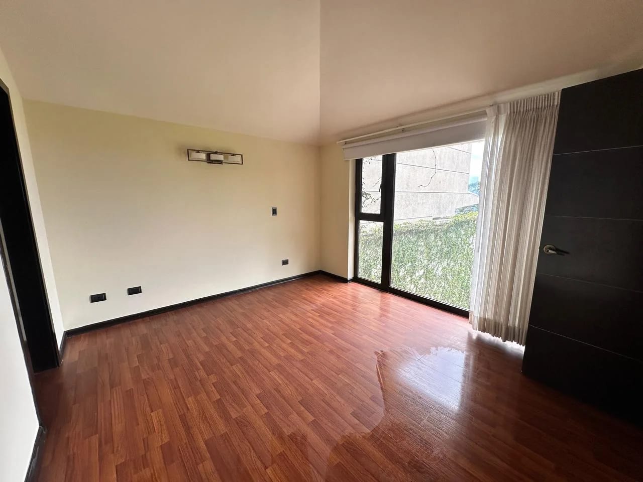 Vendo Casa en Colonia Elgin 2 Zona 13 — Casa en Venta en Zona 13, Guatemala, Ciudad — foto 5 de 14