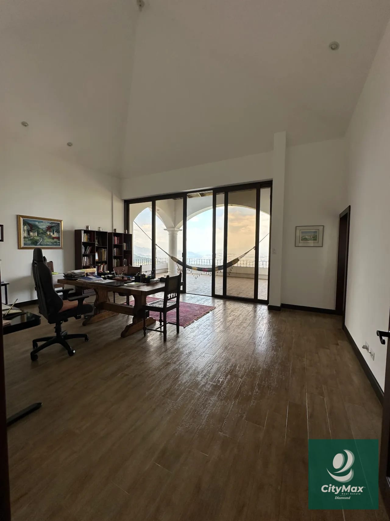 Casa Luxury en Venta en Altos de Monte Bello Km 9.5 CAES — Casa en Venta en Santa Catarina Pinula, Guatemala, Ciudad — foto 12 de 17