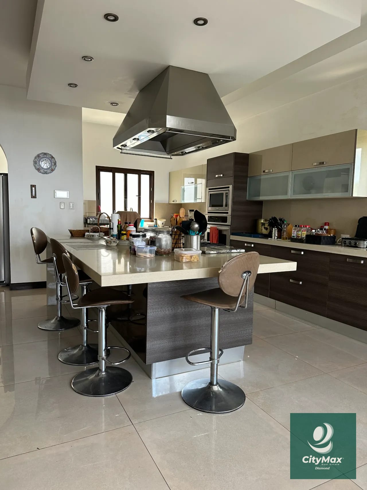 Casa Luxury en Venta en Altos de Monte Bello Km 9.5 CAES — Casa en Venta en Santa Catarina Pinula, Guatemala, Ciudad — foto 6 de 17
