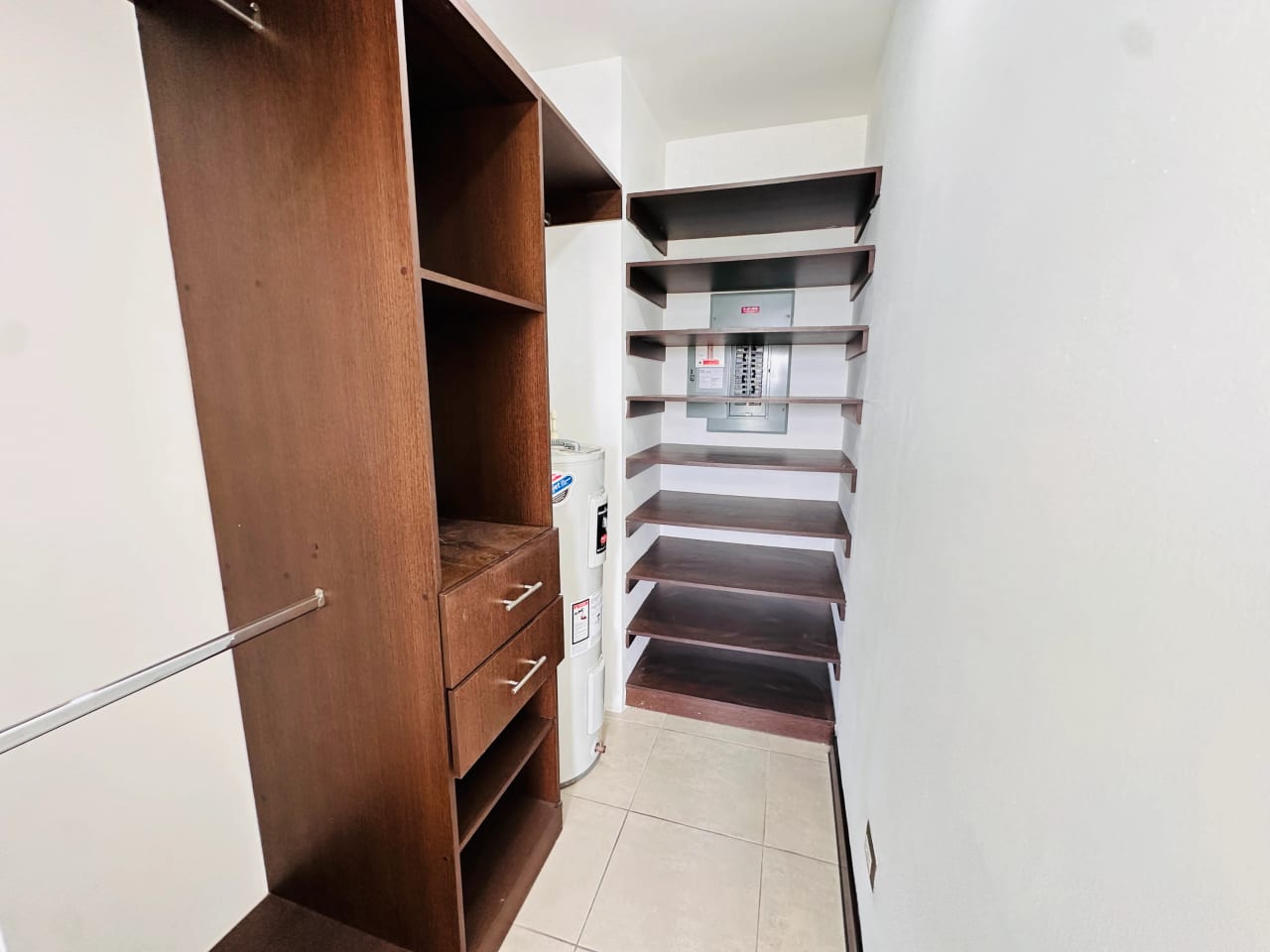 Apartamento en Venta, Edificio Destiny 93 MTS2, 3 Dormitorios, Carretera a el Salvador — Apartamento en Venta en Destiny Sky Homes, Carretera a El Salvador, Guatemala, Ciudad — foto 8 de 16