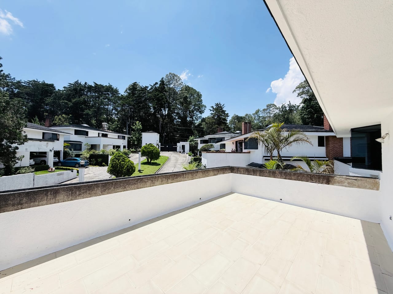 Casa Amplia en Renta con Jardin 4 Hab. / Cond. San Antonio KM. 16.5 CAES — Casa en Alquiler en San Antonio, Carretera a El Salvador, Guatemala, Ciudad — foto 12 de 14