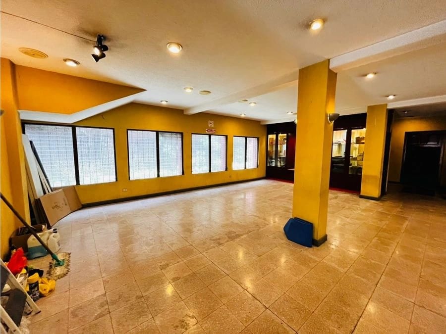 Excelente ubicación comercial, casa en venta en zona 13 Avenida Las Américas — Casa en Venta en Zona 13, Guatemala, Ciudad — foto 1 de 11