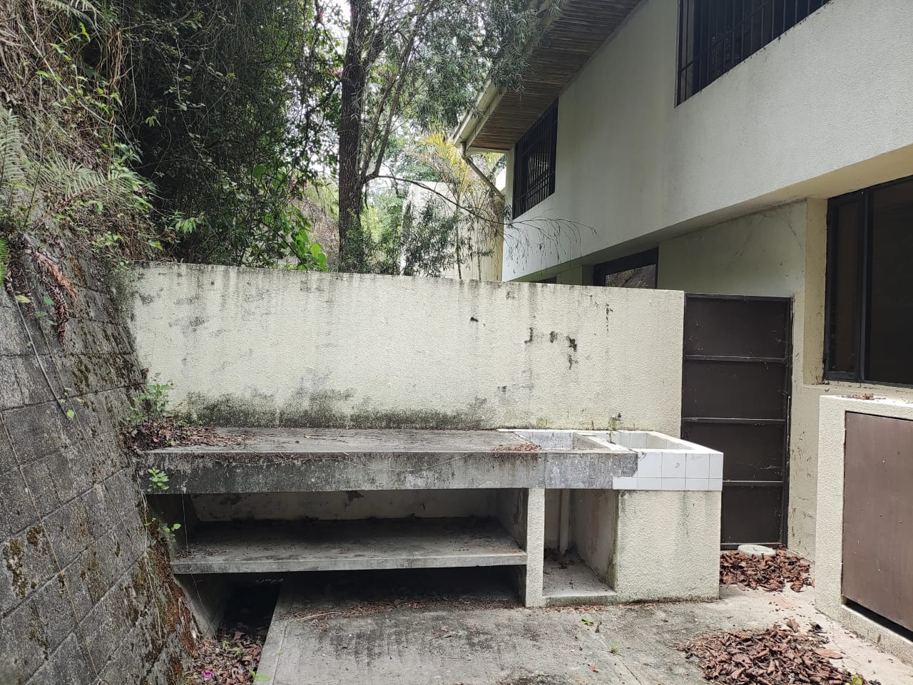Vendo casa para remodelar en Montebello 1, Carretera a El Salvador — Casa en Venta en Santa Catarina Pinula, Guatemala, Ciudad — foto 9 de 17