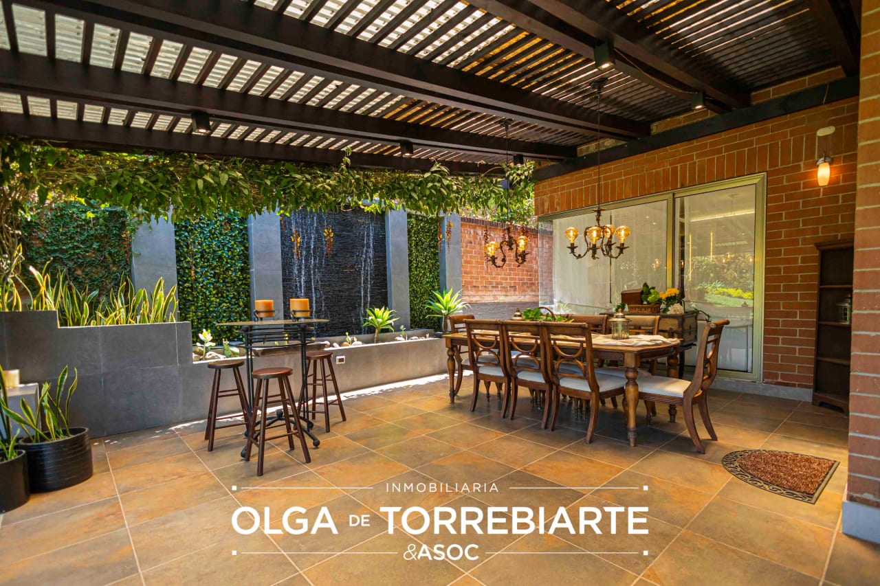 Casa Amueblada en Villa Serena, Muxbal — Casa en Venta en Muxbal, Guatemala, Ciudad — foto 14 de 17