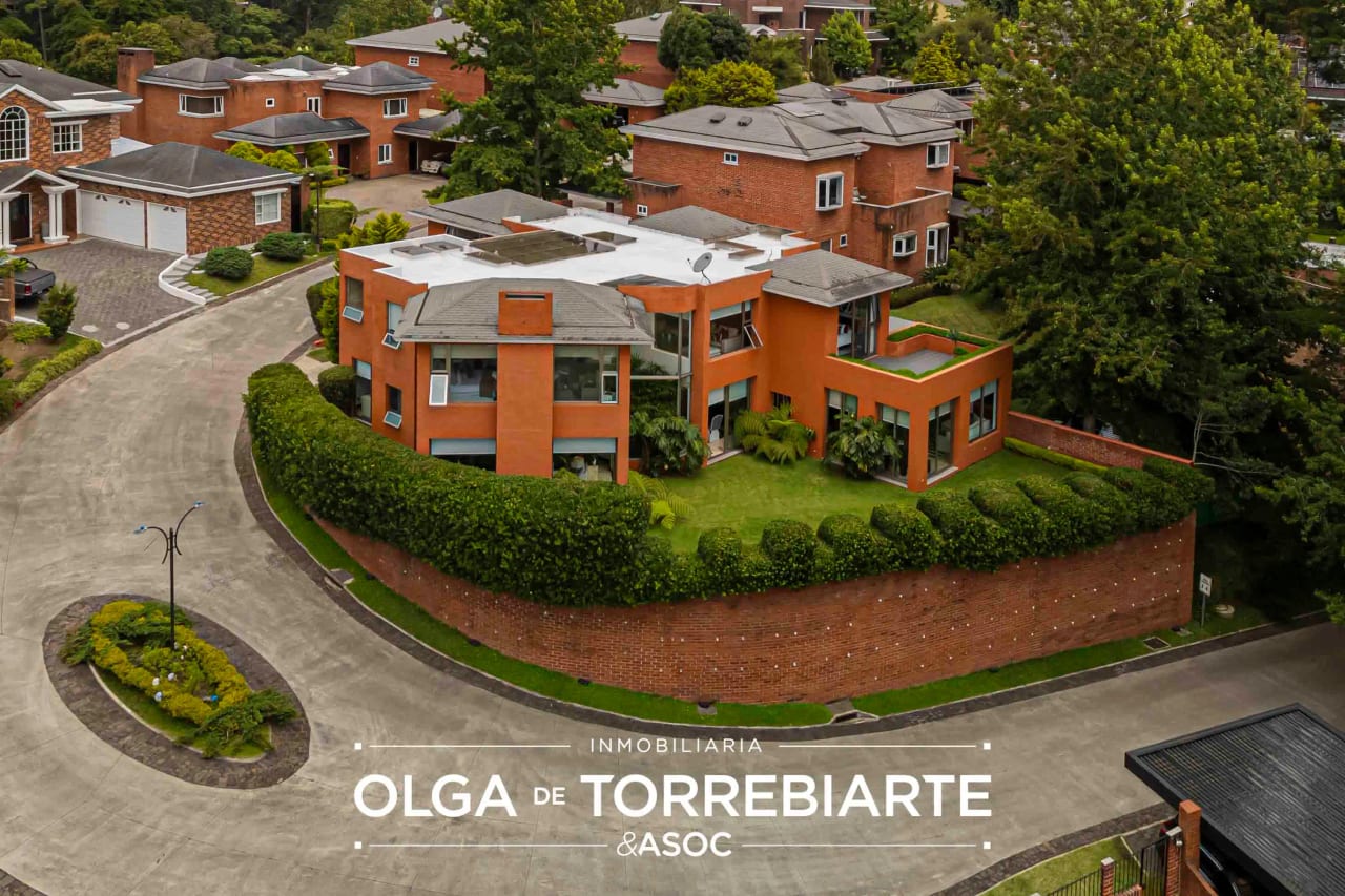 Casa en Condominio Monticello — Casa en Venta en Residencial Puerta Parada, Carretera a El Salvador, Guatemala, Ciudad — foto 3 de 17