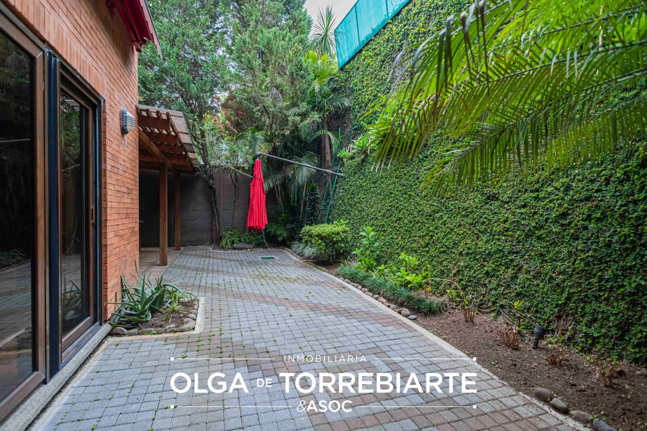 Casa en Condominio La Joya, Zona 10 — Casa en Alquiler en 13-50, Zona 10, Guatemala, Ciudad — foto 13 de 17