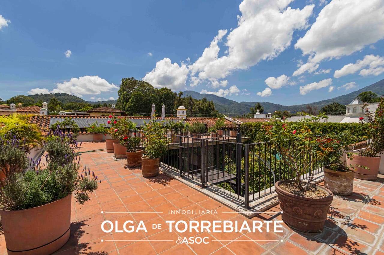 Casa con piscina en Condominio Ermita de Santa Lucía — Casa en Venta en Antigua, Sacatepéquez — foto 17 de 17