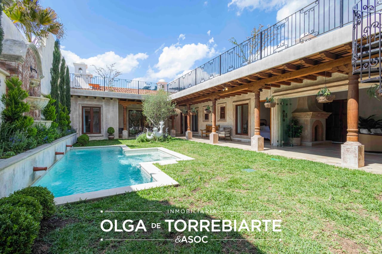 Casa en Paseo Antigua, Antigua Guatemala — Casa en Venta en Antigua, Sacatepéquez — foto 2 de 14