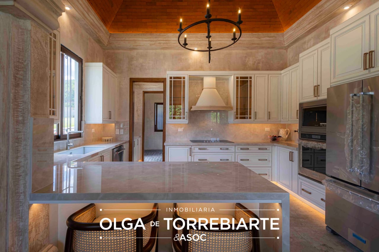 Casa en Paseo Antigua, Antigua Guatemala — Casa en Venta en Antigua, Sacatepéquez — foto 14 de 14