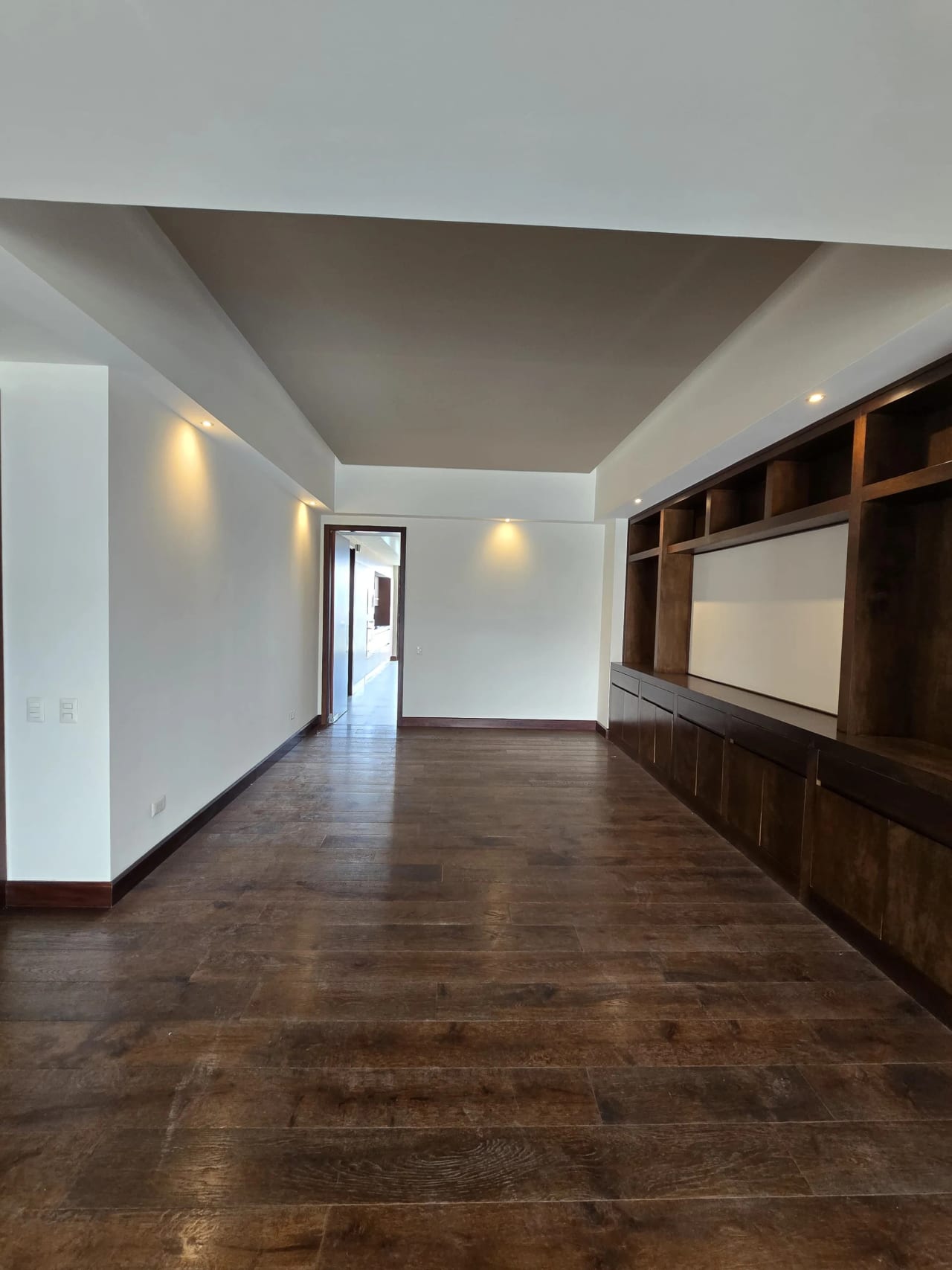 Se Alquila/Vende Apto. Tiffany Quinta, Zona 14. — Apartamento en Venta en Tiffany 5ta Avenida, Zona 14, Guatemala, Ciudad — foto 5 de 17
