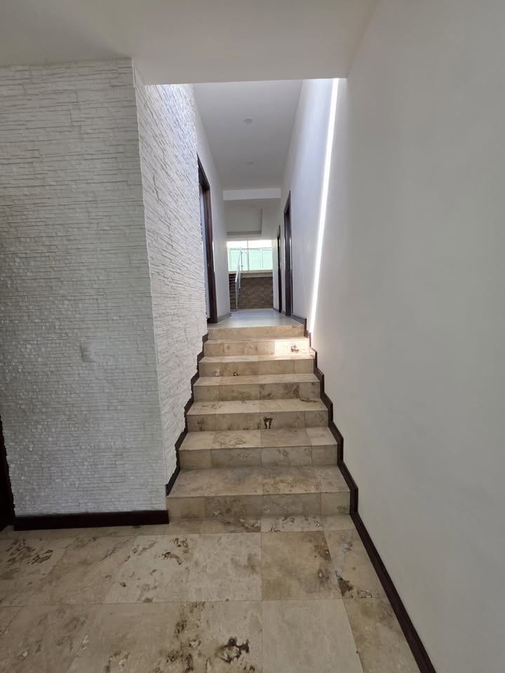 Casa de Lujo Vila Verde II Carretera a el Salvador en Venta — Casa en Venta en Vila Verde II, Carretera a El Salvador, Guatemala, Ciudad — foto 7 de 10