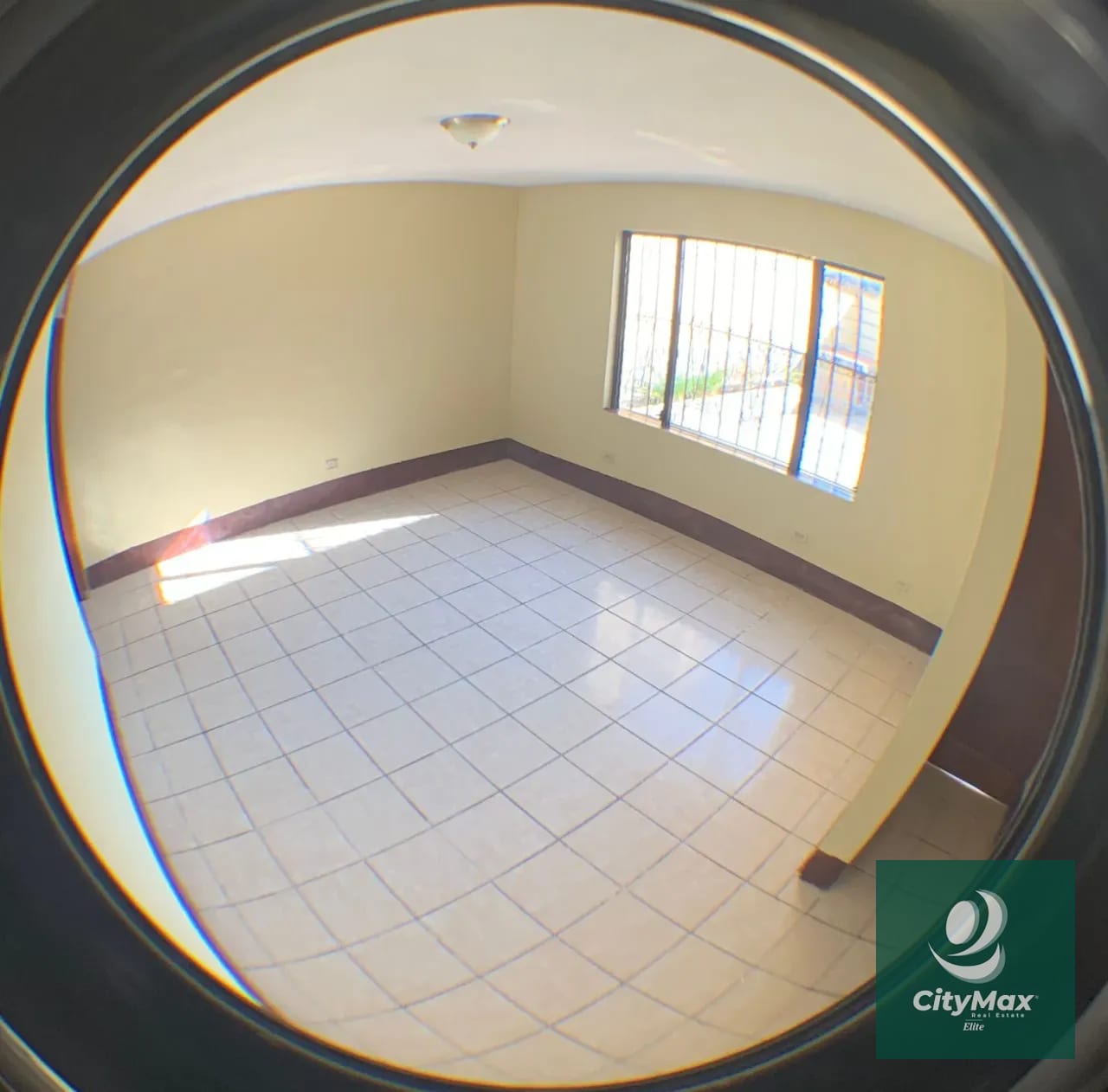 Casas 2 juntas en terreno de 750 mts2 en zona 12 — Casa en Venta en Torre Santa Elisa, Zona 12, Guatemala, Ciudad — foto 4 de 9