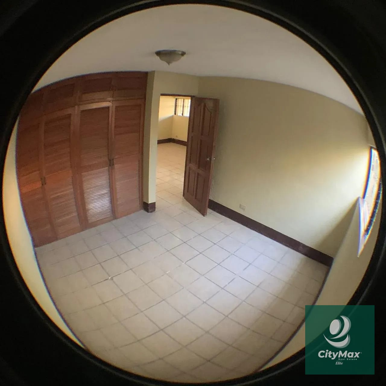 Casas 2 juntas en terreno de 750 mts2 en zona 12 — Casa en Venta en Torre Santa Elisa, Zona 12, Guatemala, Ciudad — foto 8 de 9