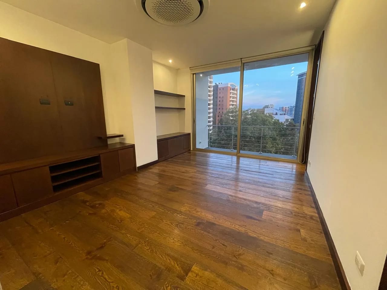 Apto en venta VITRA z14 — Apartamento en Venta en Zona 14, Guatemala, Ciudad — foto 9 de 16