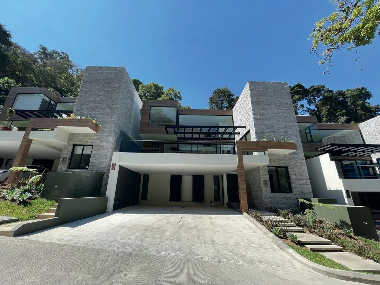 Casa en San Miguel Buena Vista — Casa en Venta en Santa Catarina Pinula, Guatemala, Ciudad — foto 1 de 6