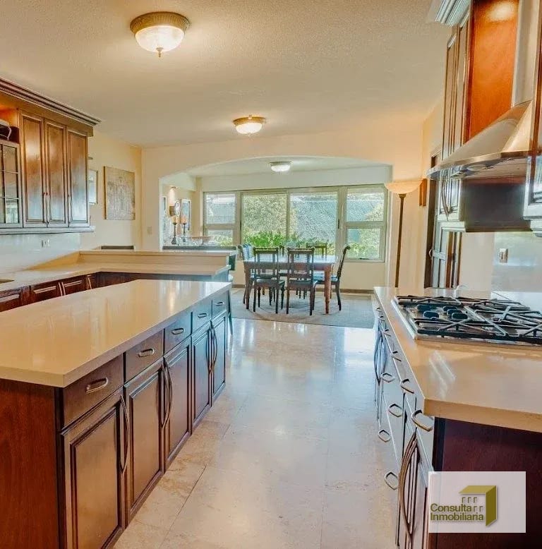 Venta de bella casa en Las Alturas, Km 18.5 — Casa en Venta en Las Alturas, Carretera a El Salvador, Guatemala, Ciudad — foto 4 de 12