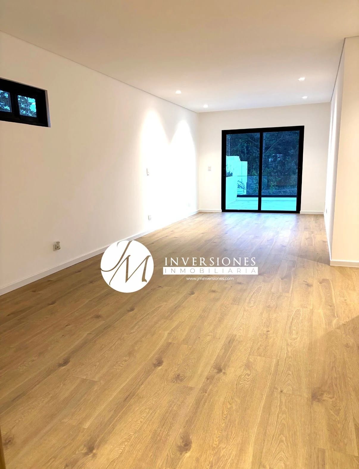 Casa para estrenar en zona 16 de 3 Dormitorios en Venta — Casa en Venta en Zona 16, Guatemala, Ciudad — foto 3 de 14
