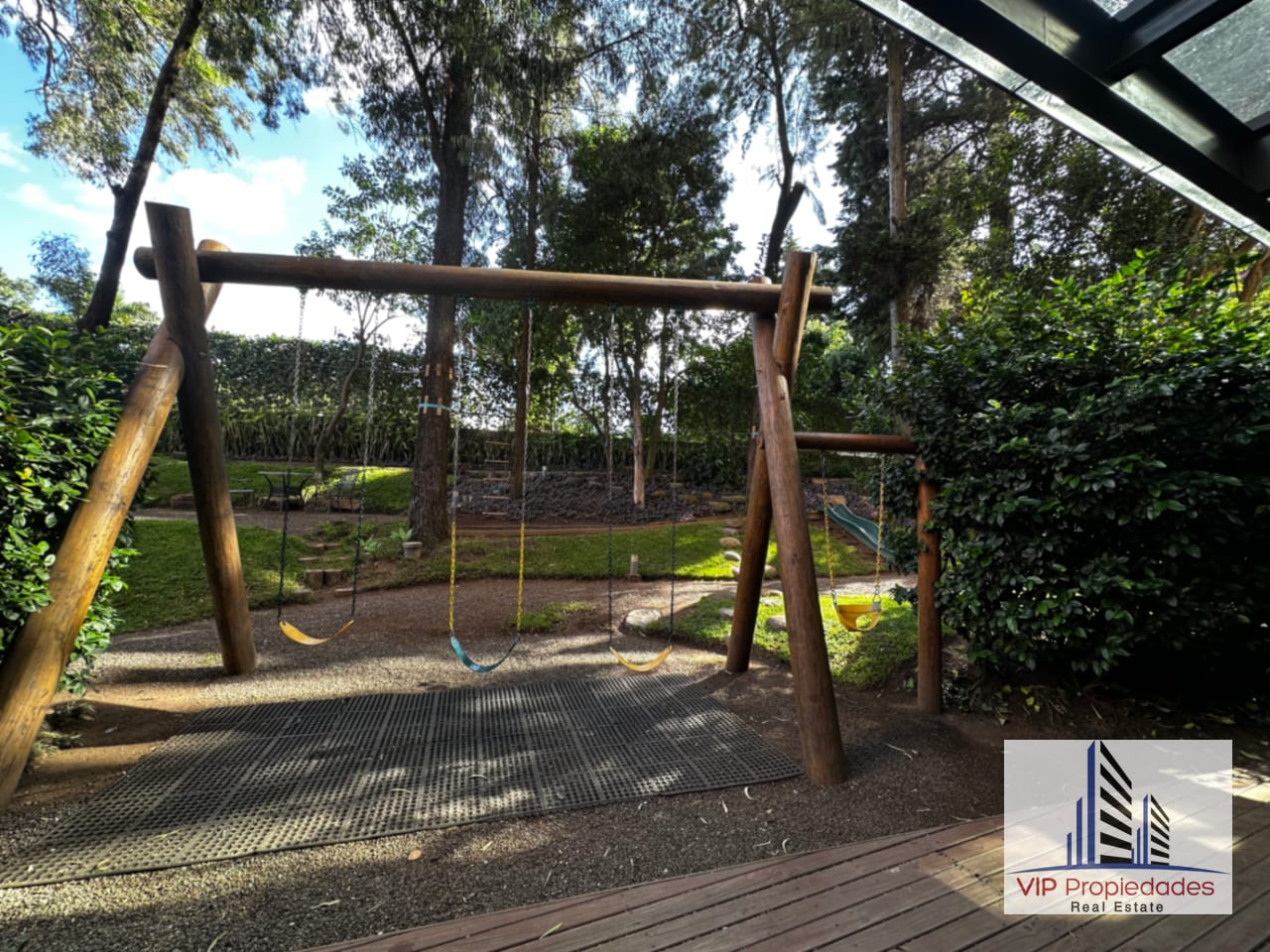 Lucca zona 10, apartamento en alquiler — Apartamento en Alquiler en Lucca, Zona 10, Guatemala, Ciudad — foto 4 de 17