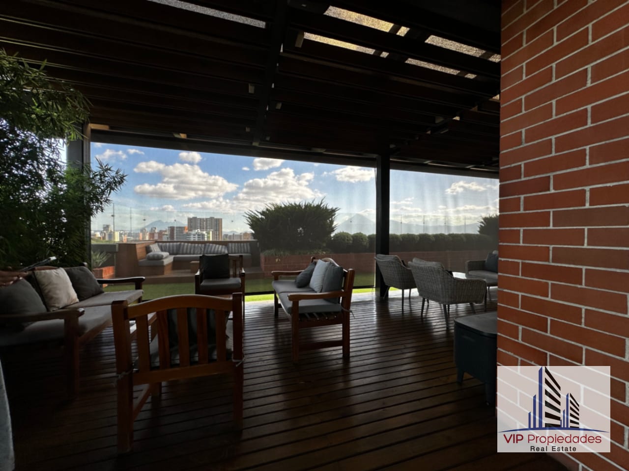 Lucca zona 10, apartamento en alquiler — Apartamento en Alquiler en Lucca, Zona 10, Guatemala, Ciudad — foto 8 de 17