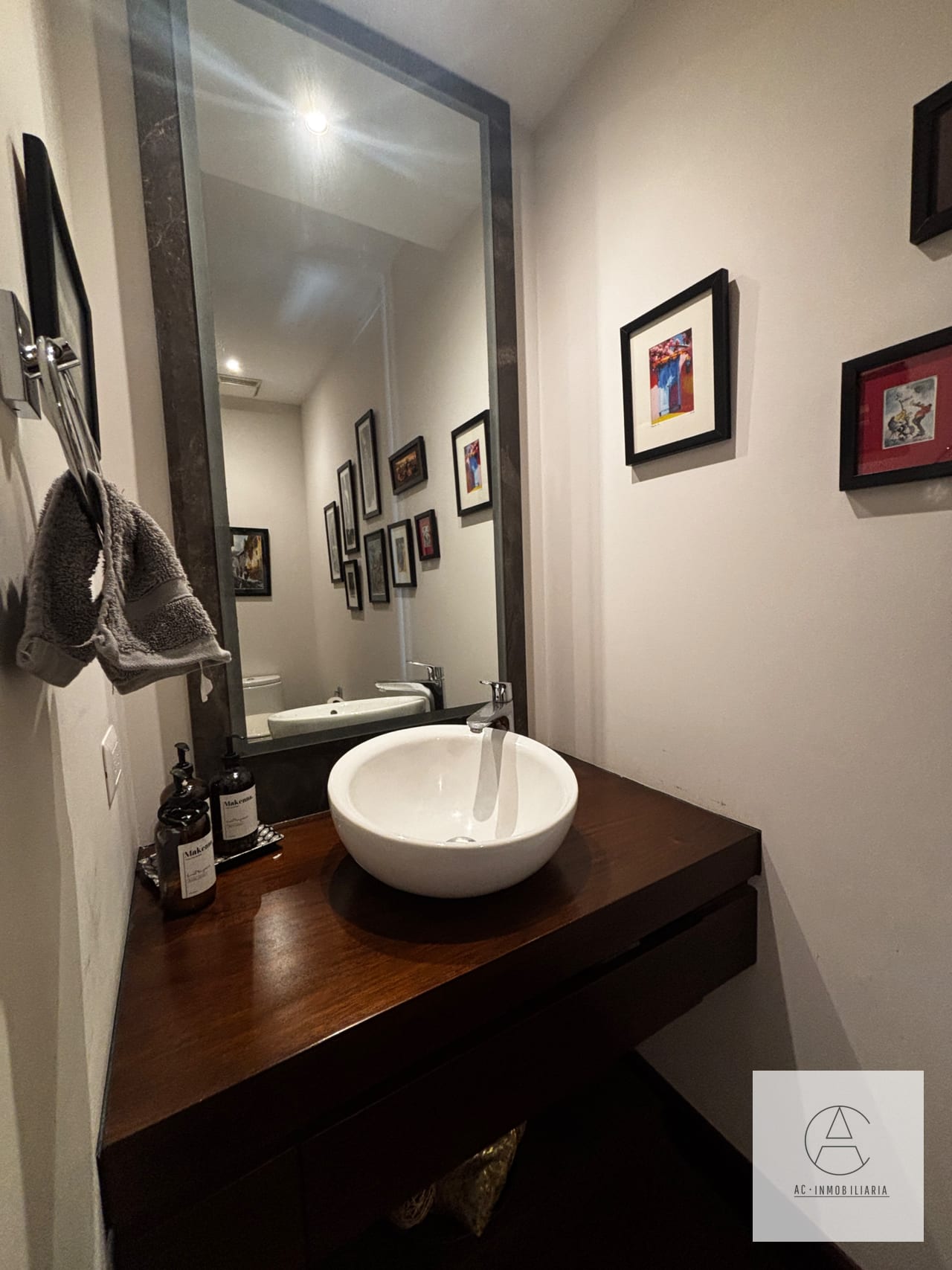 Apartamento en venta en zona 14 — Apartamento en Venta en Tiffany 5ta Avenida, Zona 14, Guatemala, Ciudad — foto 1 de 11