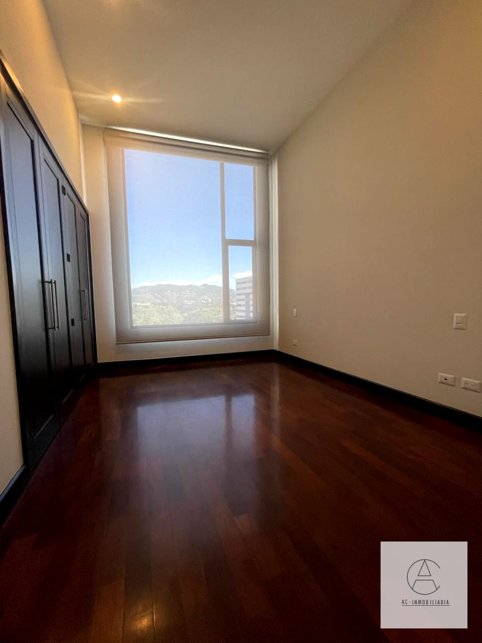 Apartamento en renta en Santa Ines, zona 14 — Apartamento en Alquiler en Santa Inés, Zona 14, Guatemala, Ciudad — foto 8 de 16