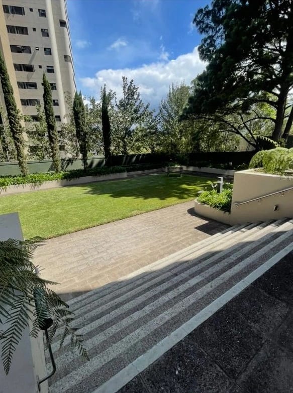 Venta de apartamento en Zona 14 Villa Fontana amplio y exclusivo con 400 Mt2. — Apartamento en Venta en Villa Fontana, Zona 14, Guatemala, Ciudad — foto 11 de 11