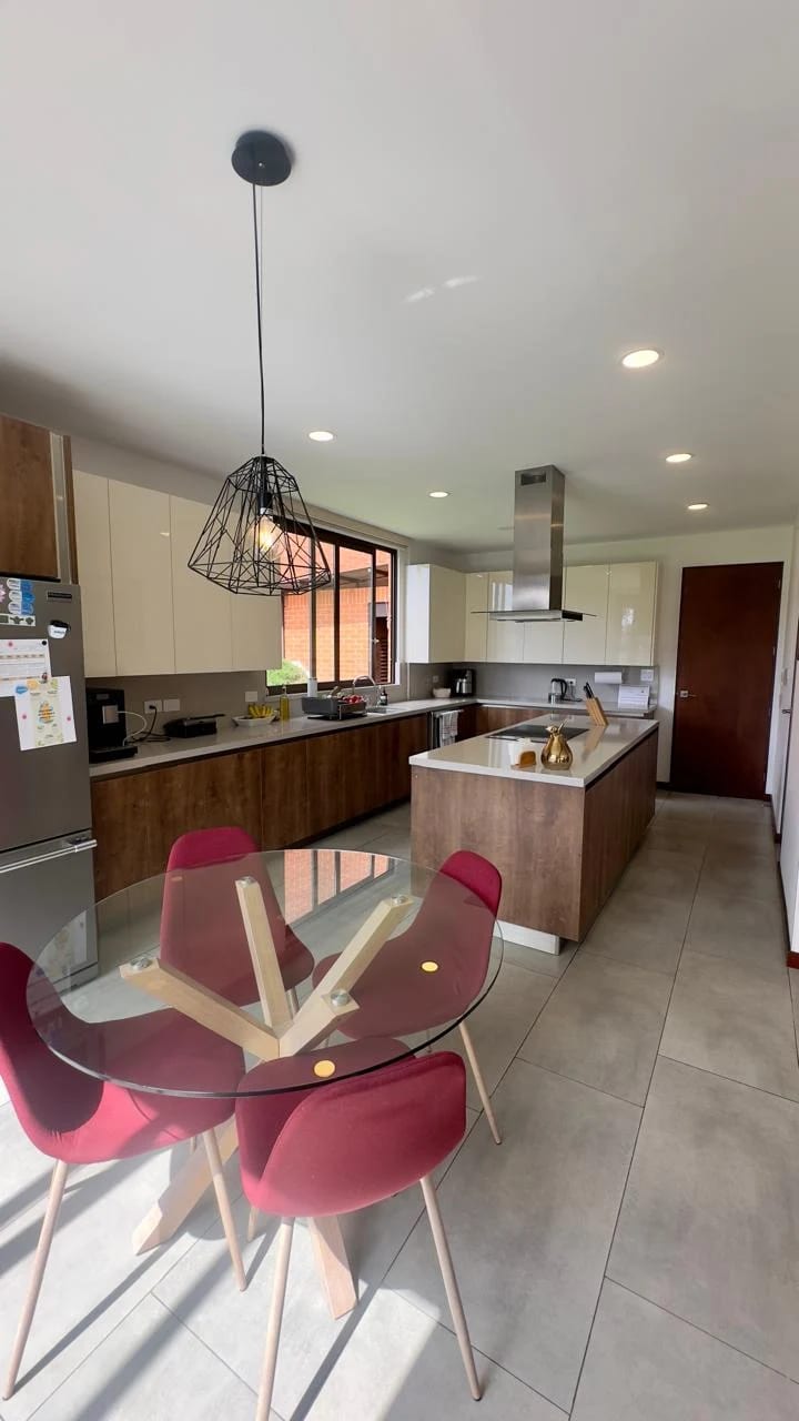 Vendo espectacular casa en Residencias Concepción Kms 15.5 CAES — Casa en Venta en km 11-15, Carretera a El Salvador, Guatemala, Ciudad — foto 14 de 14