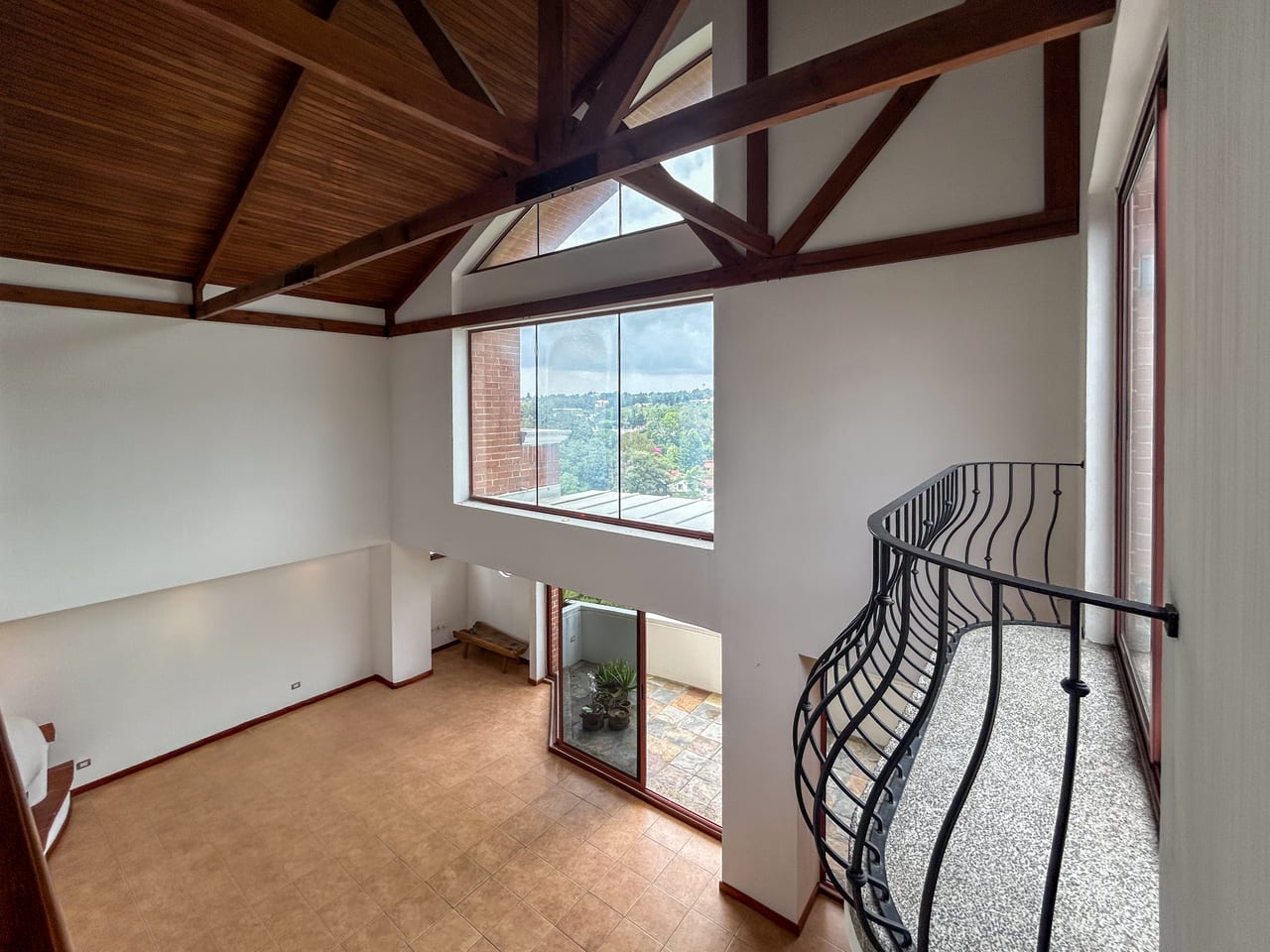 Lindo Penthouse en Venta Zona 15, Vista Hermosa 1 — Apartamento en Venta en Vista Hermosa I, Zona 15, Guatemala, Ciudad — foto 8 de 17