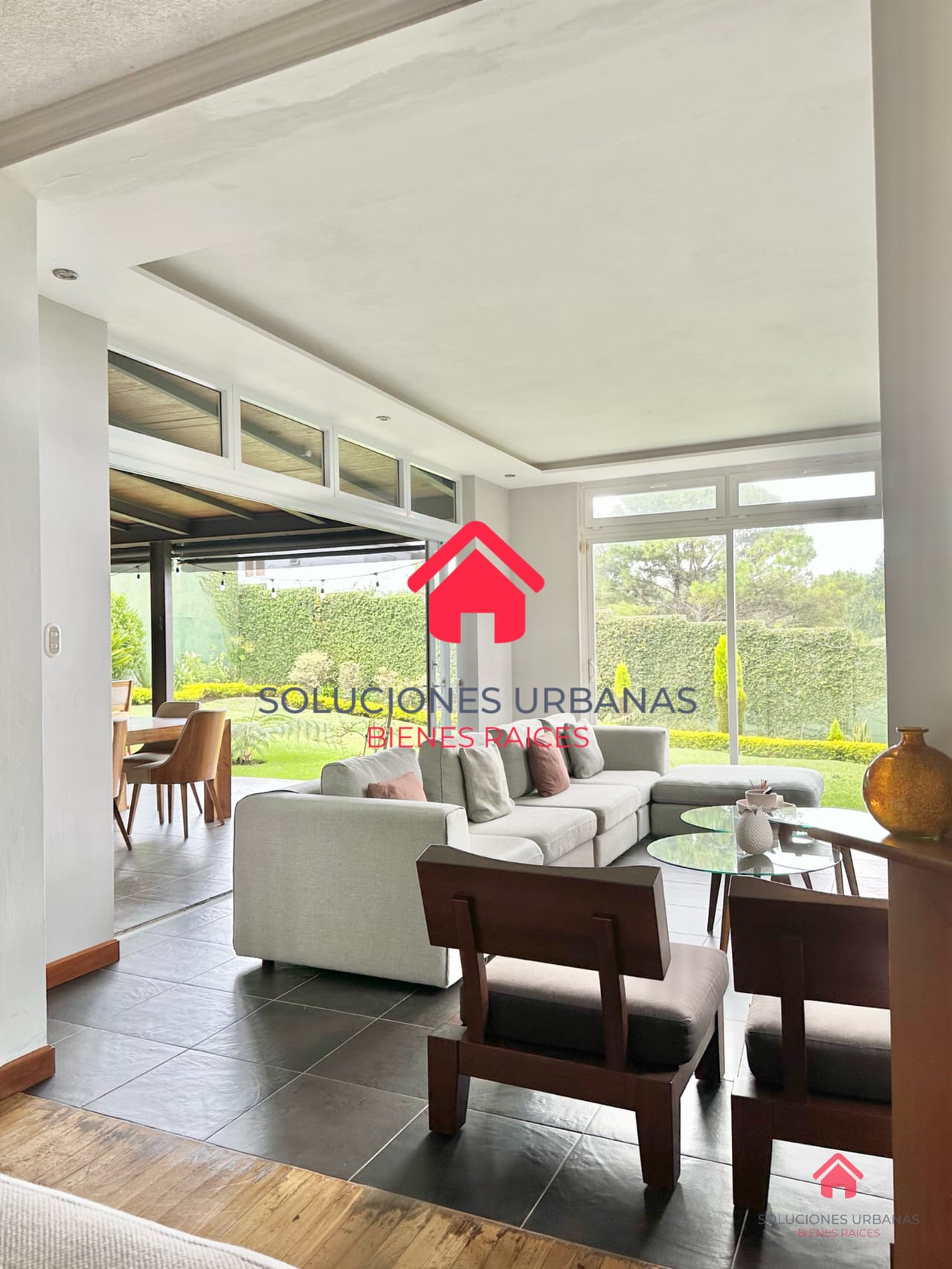LINDA CASA COLINAS DE CASTEL EN VENTA carretera a Fraijanes — Casa en Venta en Colinas de Castel, Carretera a El Salvador, Guatemala, Ciudad — foto 1 de 9