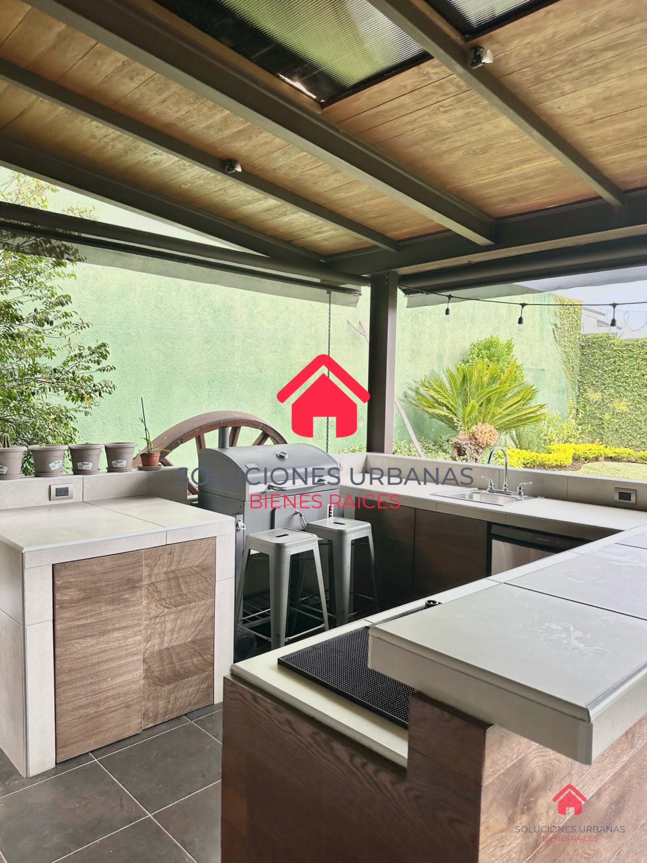 LINDA CASA COLINAS DE CASTEL EN VENTA carretera a Fraijanes — Casa en Venta en Colinas de Castel, Carretera a El Salvador, Guatemala, Ciudad — foto 6 de 9
