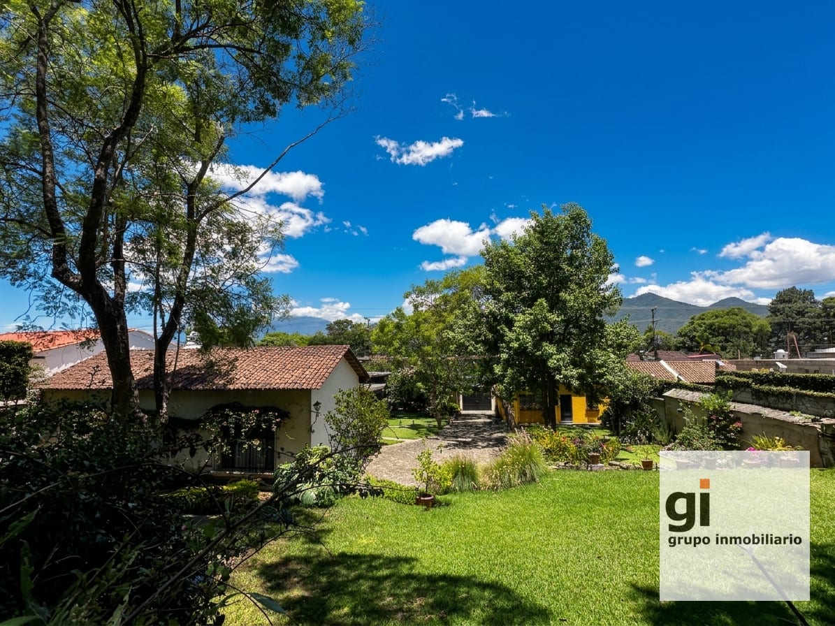 CASA ANTIGUA GUATEMALA. Terreno grande — Casa en Venta en Antigua, Sacatepéquez — foto 5 de 11