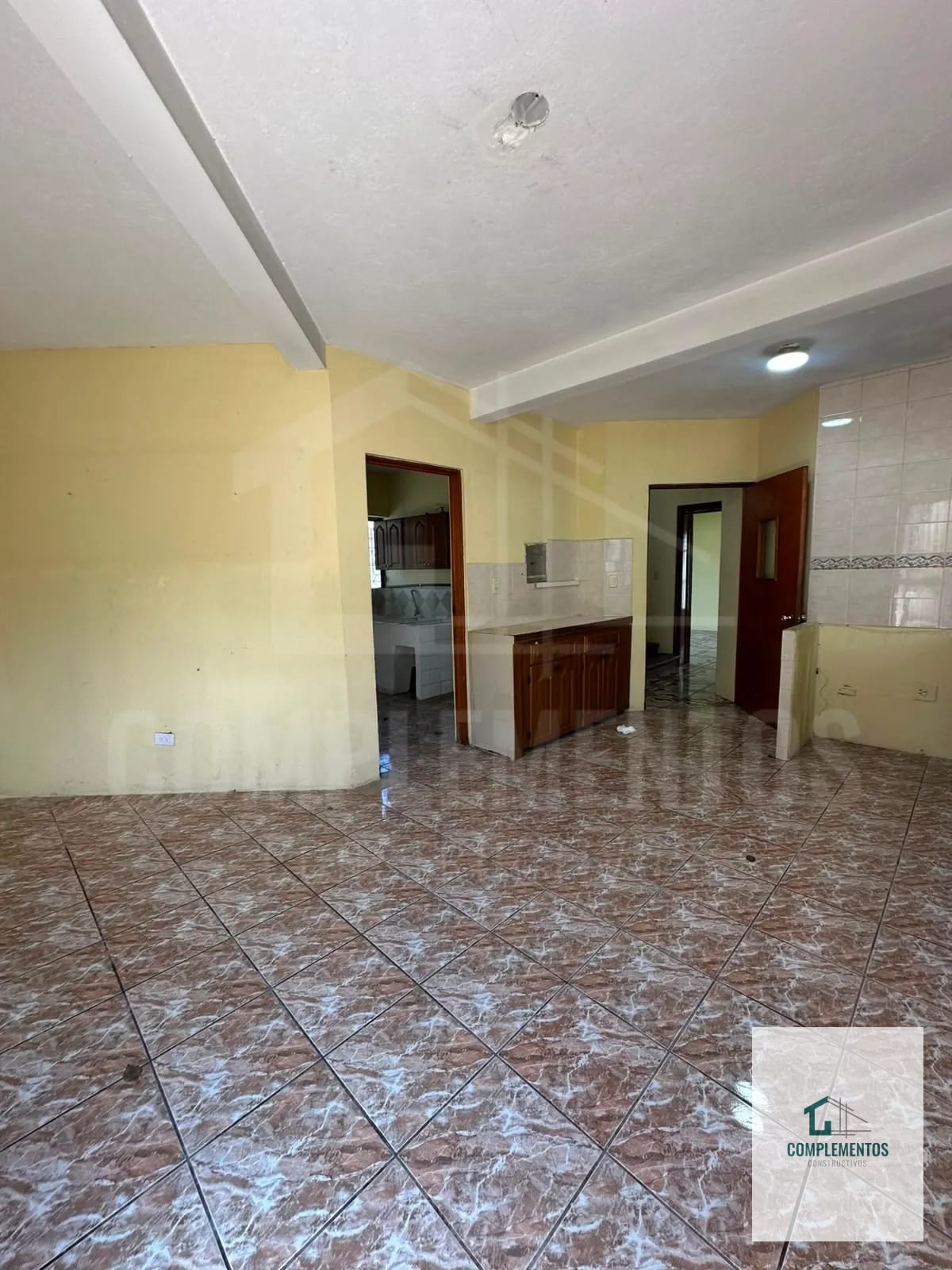 Casa en venta en San Cristóbal Zona 8 de Mixco. — Casa en Venta en Zona 8 Mixco, Guatemala, Ciudad — foto 3 de 11