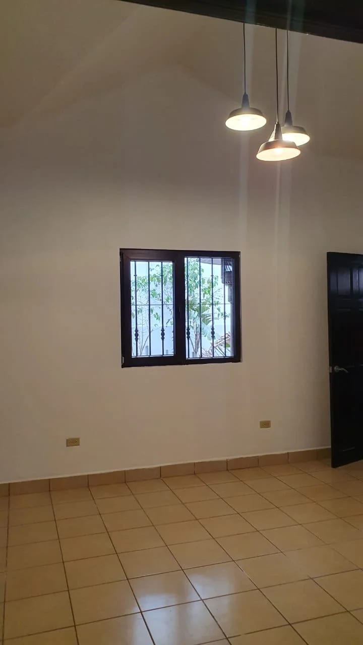 Casa en Venta en Zona 16 Jardines de San Isidro — Casa en Venta en Jardines de San Isidro, Zona 16, Guatemala, Ciudad — foto 12 de 17