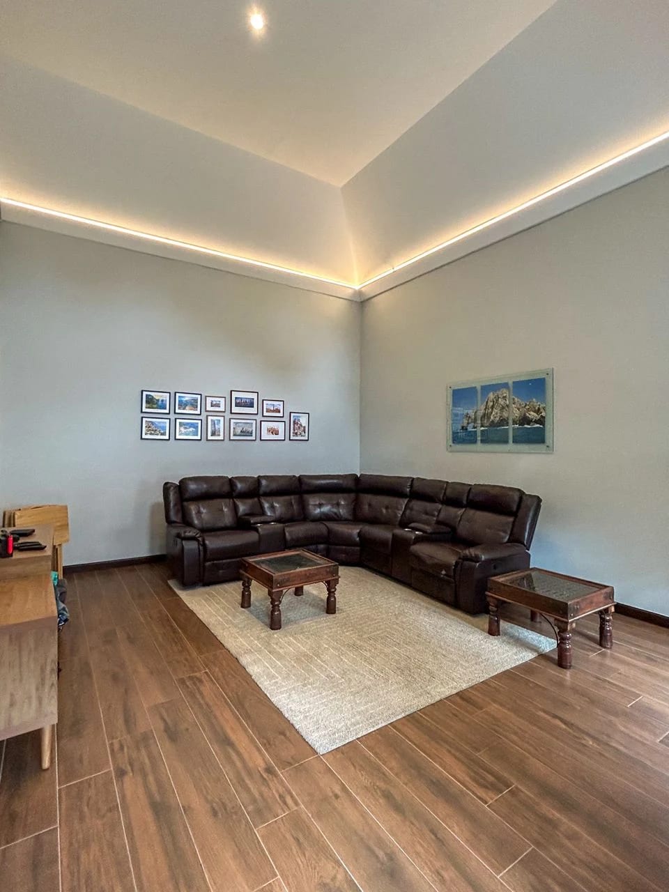 Espectacular casa en venta, Santa Rosalía, fácil acceso por CES y zona 16 — Casa en Venta en Santa Rosalia La Laguna, Carretera a El Salvador, Guatemala, Ciudad — foto 10 de 13