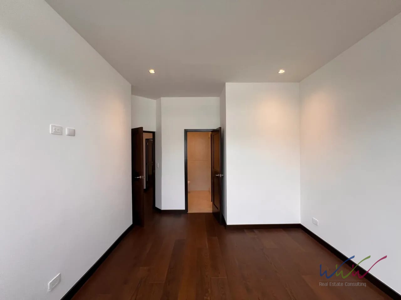 Vendo amplia casa en Oakland, zona 10 — Casa en Venta en Oakland I, Zona 10, Guatemala, Ciudad — foto 13 de 15