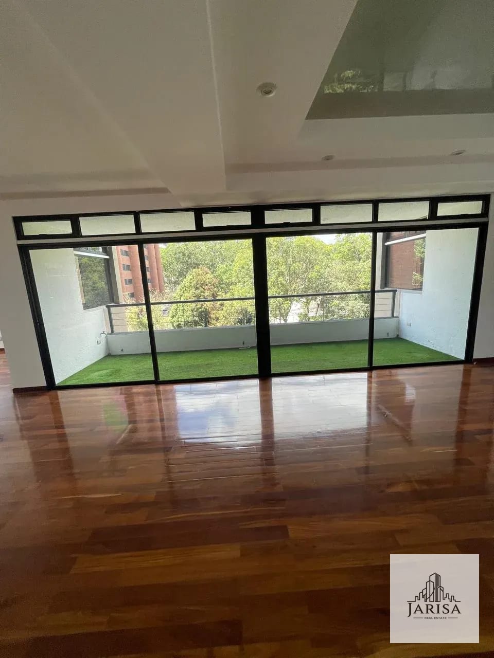 Amplio y Exclusivo Apartamento en Zona 14 — Apartamento en Venta en Zona 14, Guatemala, Ciudad — foto 1 de 12