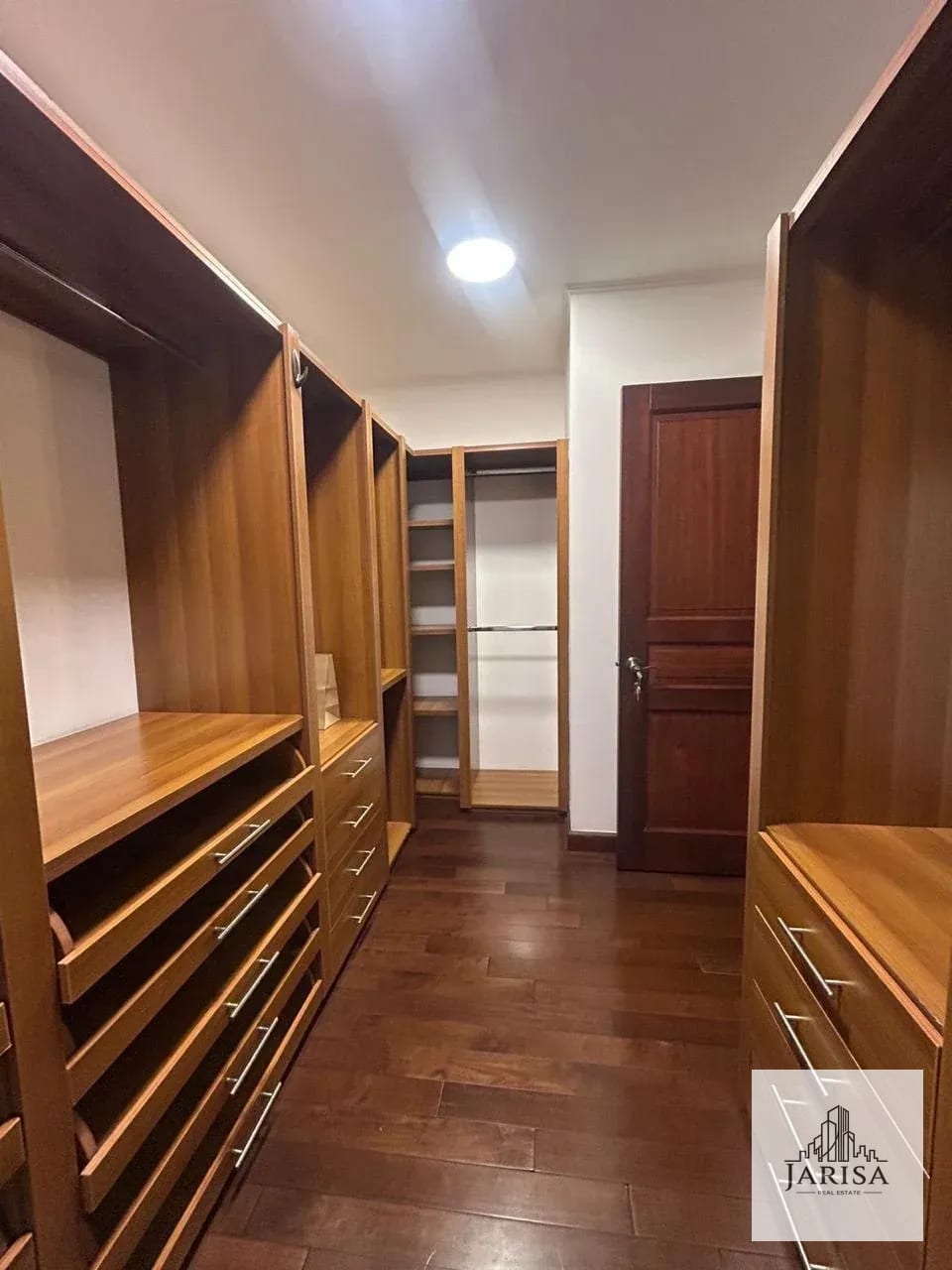 Amplio Apartamento Avenida Las Americas — Apartamento en Alquiler en Zona 14, Guatemala, Ciudad — foto 10 de 12