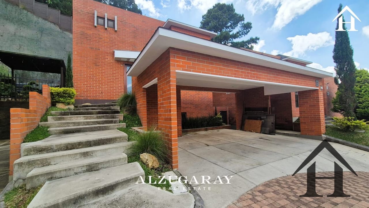 Casa a 10min de zona 10 Antaria Buena Vista — Casa en Venta en Santa Catarina Pinula, Guatemala, Ciudad — foto 1 de 15
