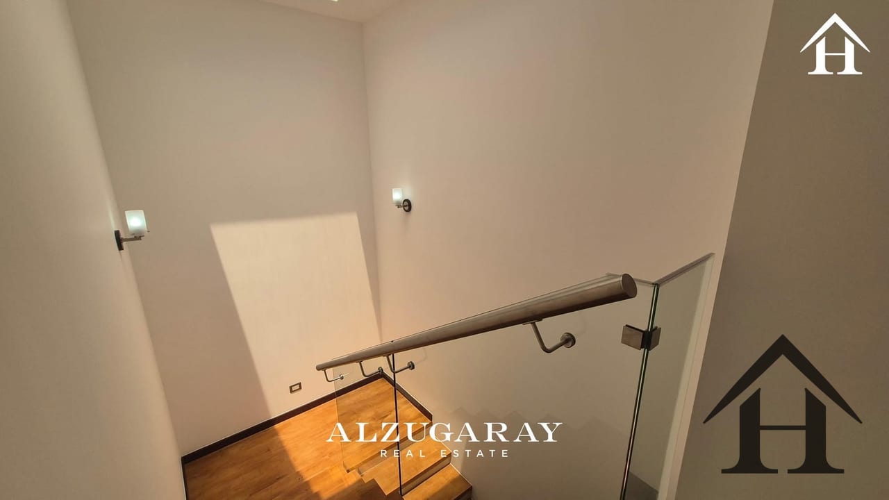 Casa a 10min de zona 10 Antaria Buena Vista — Casa en Venta en Santa Catarina Pinula, Guatemala, Ciudad — foto 7 de 15