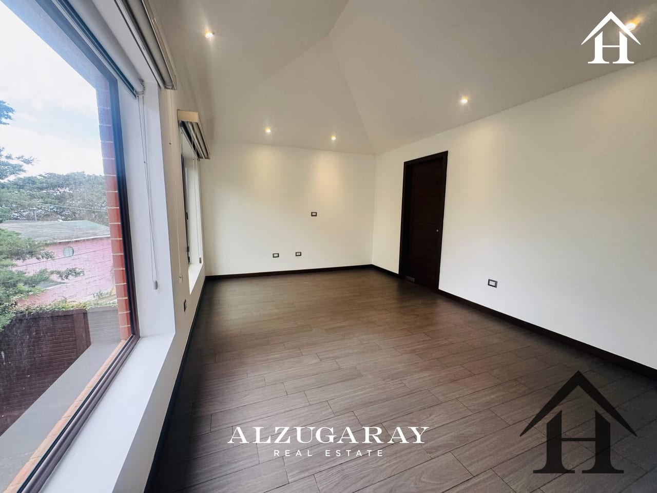 Casa Condominio Antaria Bellas Luces a 10min de zona 10 — Casa en Venta en Bellas Luces, Santa Catarina Pinula, Guatemala, Ciudad — foto 8 de 13
