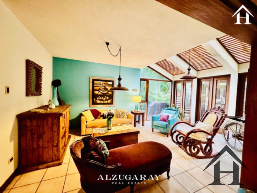 Casa con Pérgola y Jardín Residenciales La Cruz — Casa en Venta en Santa Catarina Pinula, Guatemala, Ciudad — foto 7 de 10