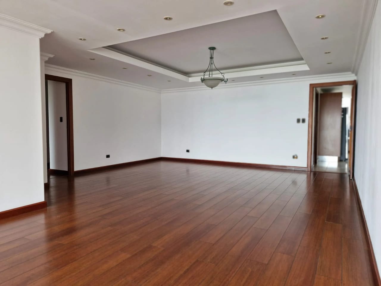 Apartamento Marques del Valle, Zona 14 — Apartamento en Alquiler en Marqués del Valle, Zona 14, Guatemala, Ciudad — foto 5 de 13
