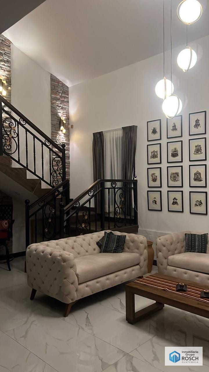 Casa Acogedora en Antigua Gardens — Casa en Venta en Antigua Gardens, Alotenango, Sacatepéquez — foto 1 de 17