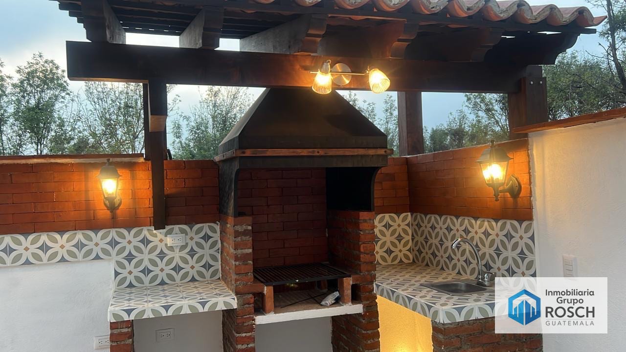 Casa Acogedora en Antigua Gardens — Casa en Venta en Antigua Gardens, Alotenango, Sacatepéquez — foto 7 de 17