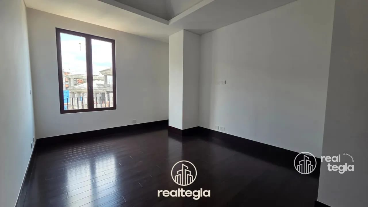 Penthouse Nogales de Cayalá Zona 16 — Apartamento en Venta en Zona 16, Guatemala, Ciudad — foto 6 de 17