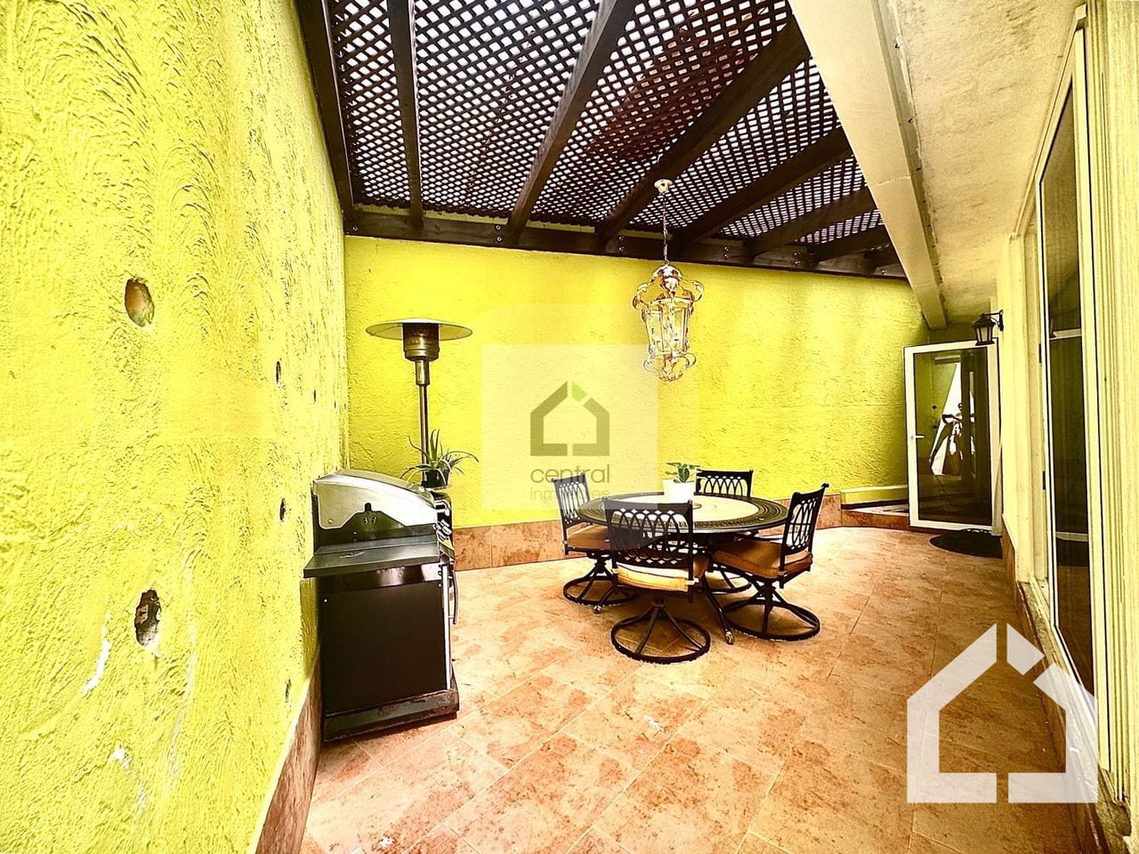 Casa en venta Colonia Sta, Rosalía, Condominio La Laguna — Casa en Venta en Santa Catarina Pinula, Guatemala, Ciudad — foto 10 de 17