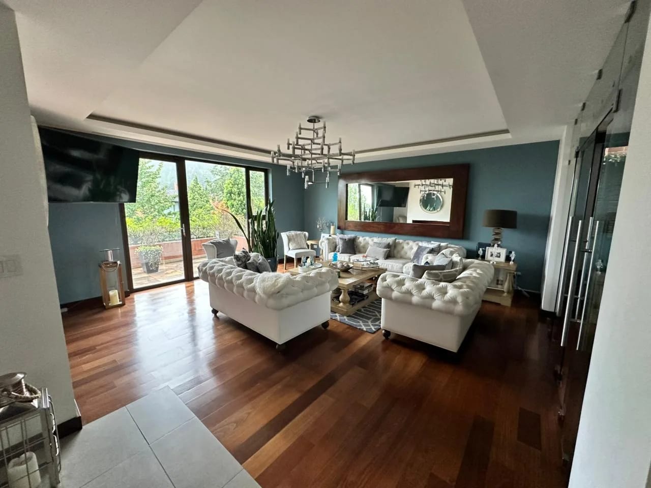 Espectacular casa en Residencias Concepción - — Casa en Venta en Pradera Concepción, Carretera a El Salvador, Guatemala, Ciudad — foto 3 de 6