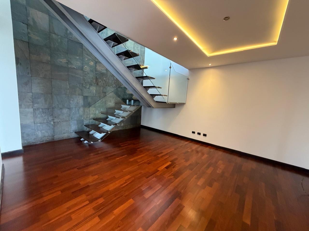 Penthouse en Renta Edificio Midori Z15 — Apartamento en Alquiler en Vista Hermosa I, Zona 15, Guatemala, Ciudad — foto 13 de 17